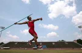 多米体育网站-字母哥赛后谦逊发言登热搜，达拉斯独行侠险胜纽约尼克斯引发热议